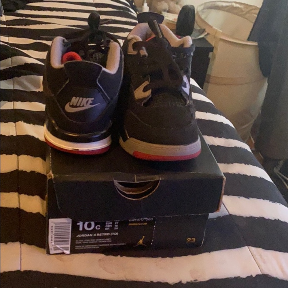 Jordan 4 retro